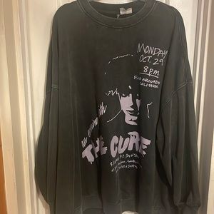 The Cure sweatshirt (H&M)